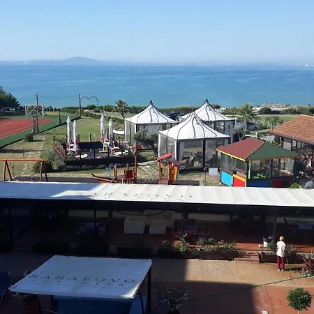 アパート Сарафово Апартамент Sea Club *